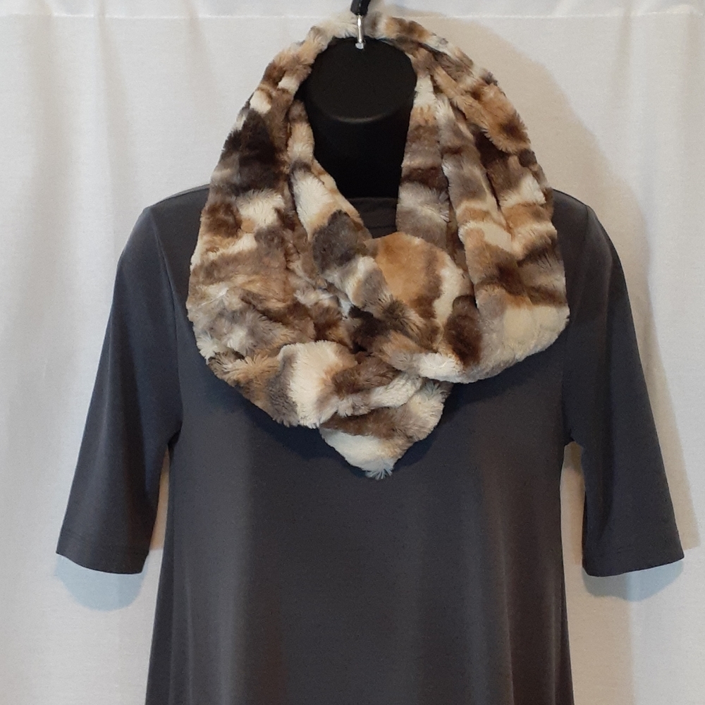 Animal print faux fur neck shawl
